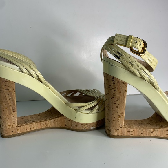 Prada heels shoes - Picture 4 of 8